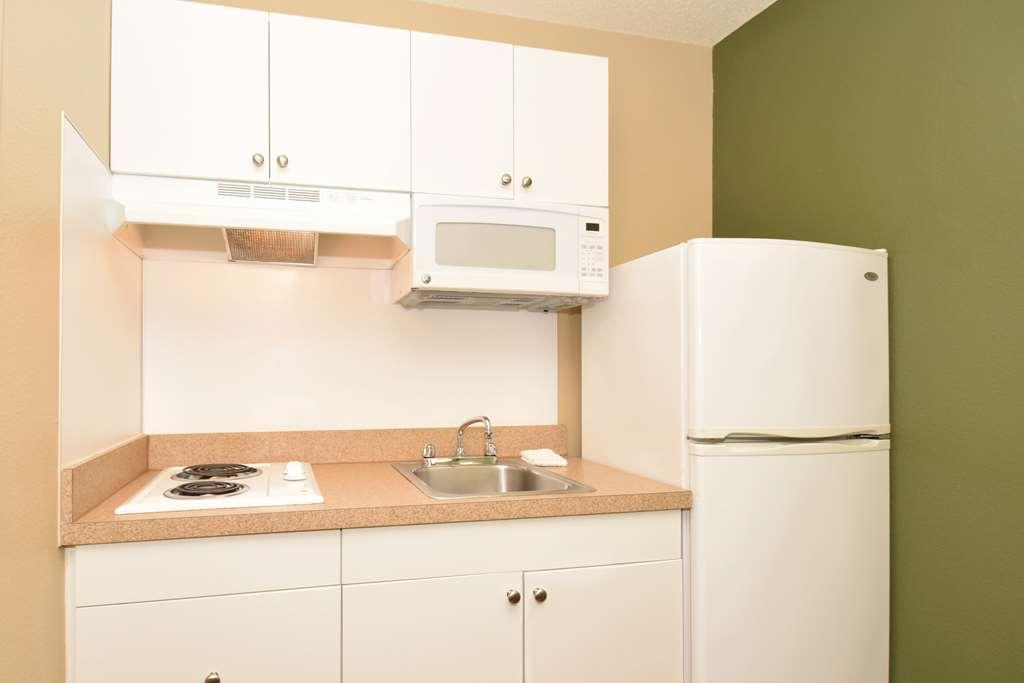 Extended Stay America Suites - Orange County - Brea Room photo